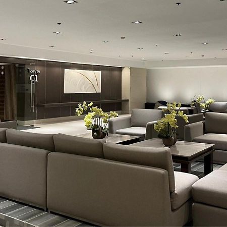 Victoria Suite At Shore Residences Pasay Exterior foto