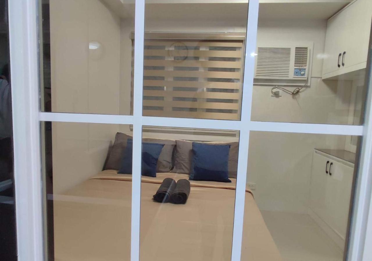 Victoria Suite At Shore Residences Pasay Exterior foto