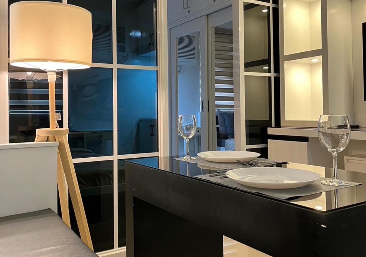 Victoria Suite At Shore Residences Pasay Exterior foto